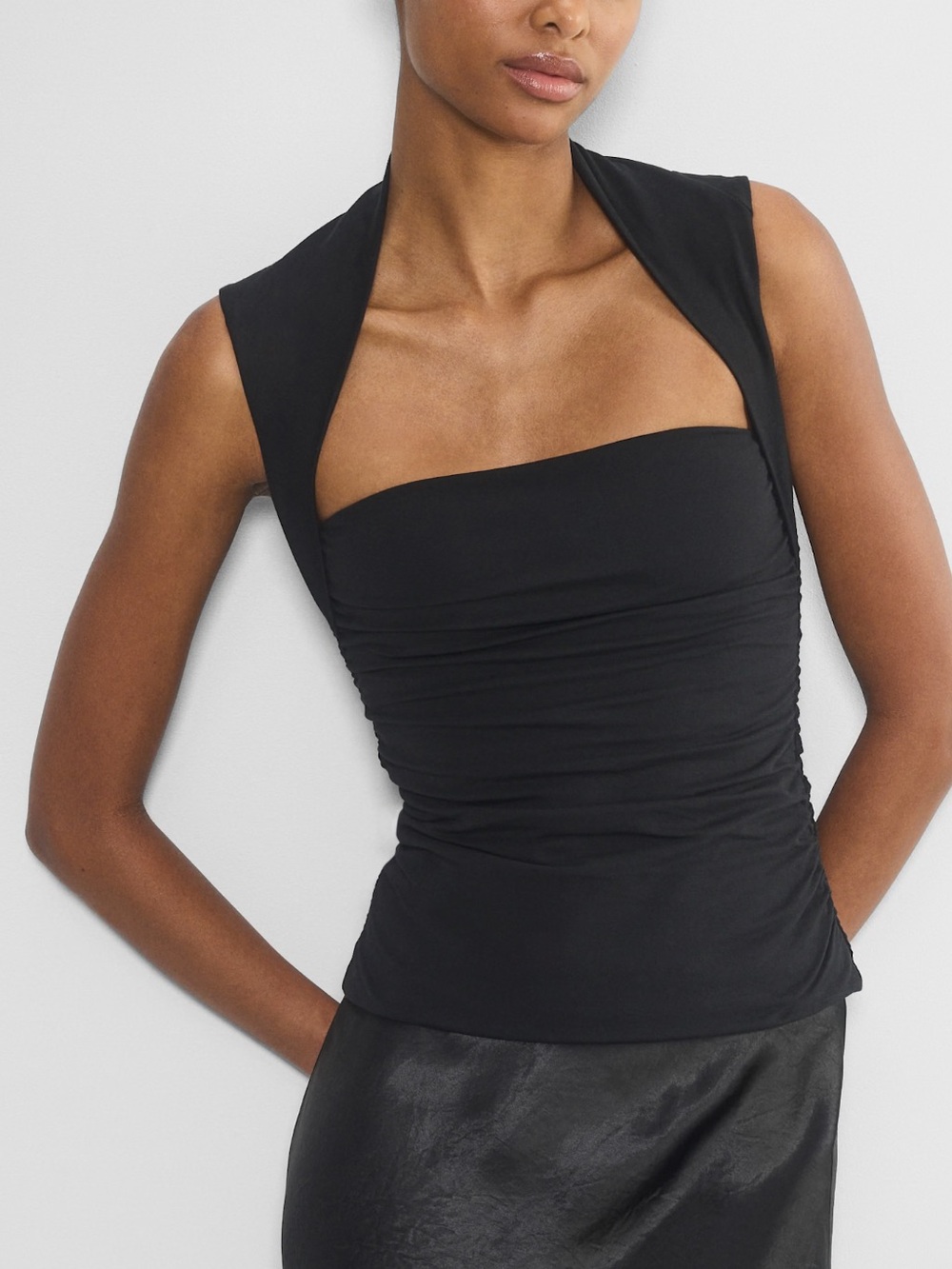 Aritzia contour flourish top ruched detailing squareneck tank in black new